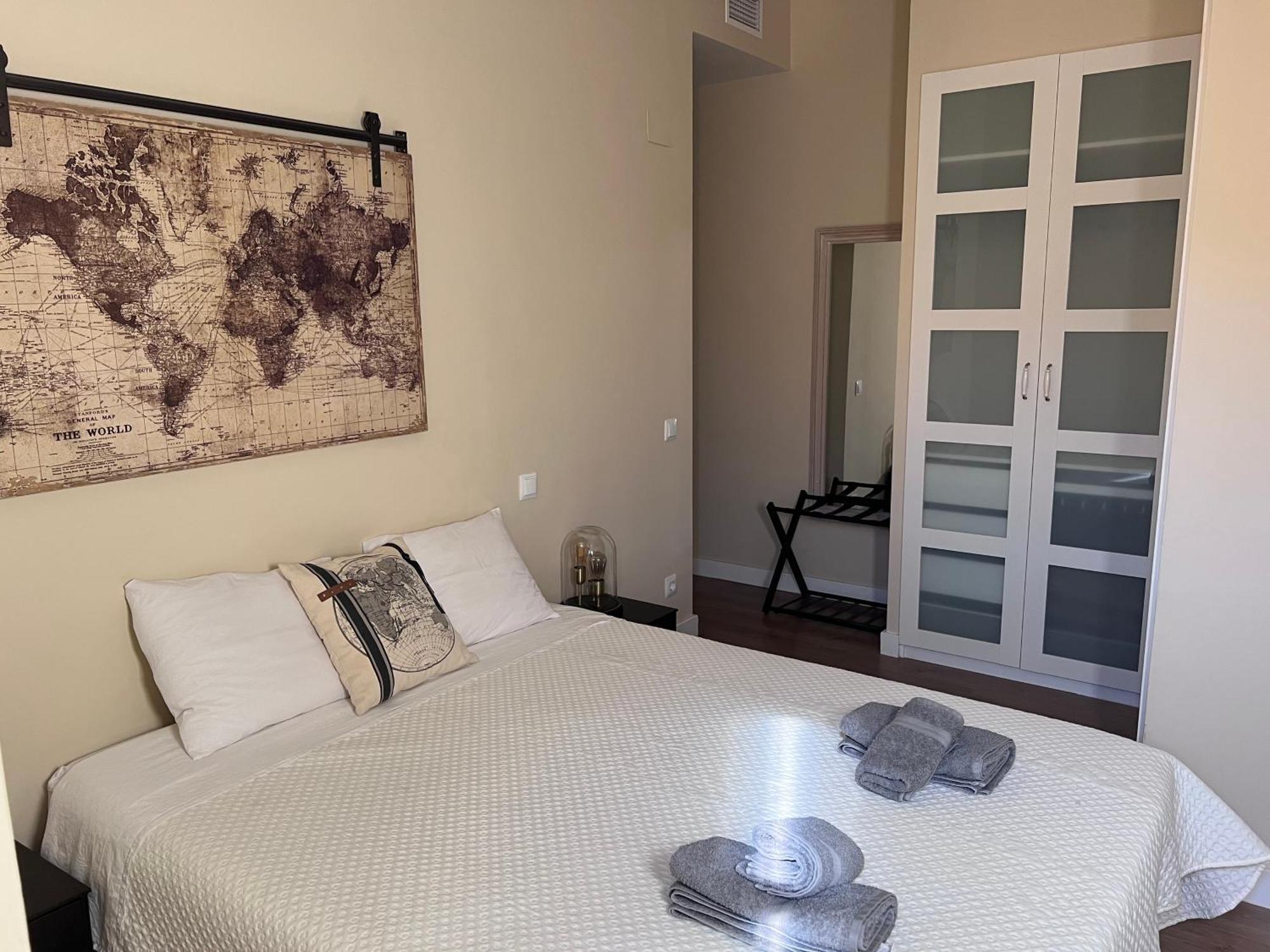 Apartment In Monumental Square Madrid Center Dış mekan fotoğraf
